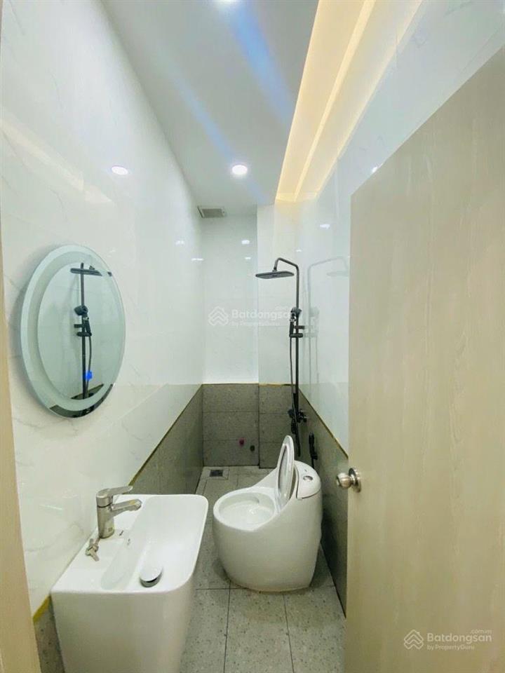 Nhà mới đẹp bình tân ngang bề thế 5m 4 tầng 68m2 4 pn 5wc hẻm 5m 7,1 tỉ giáp q.6, tân phú.