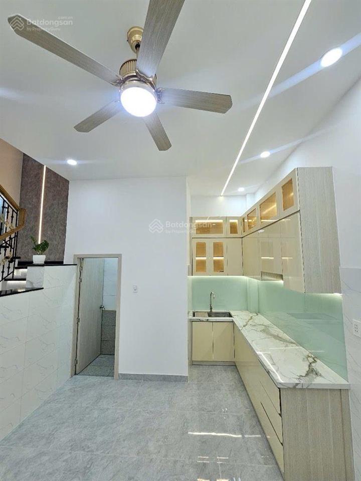 Nhà mới đẹp bình tân ngang bề thế 5m 4 tầng 68m2 4 pn 5wc hẻm 5m 7,1 tỉ giáp q.6, tân phú.
