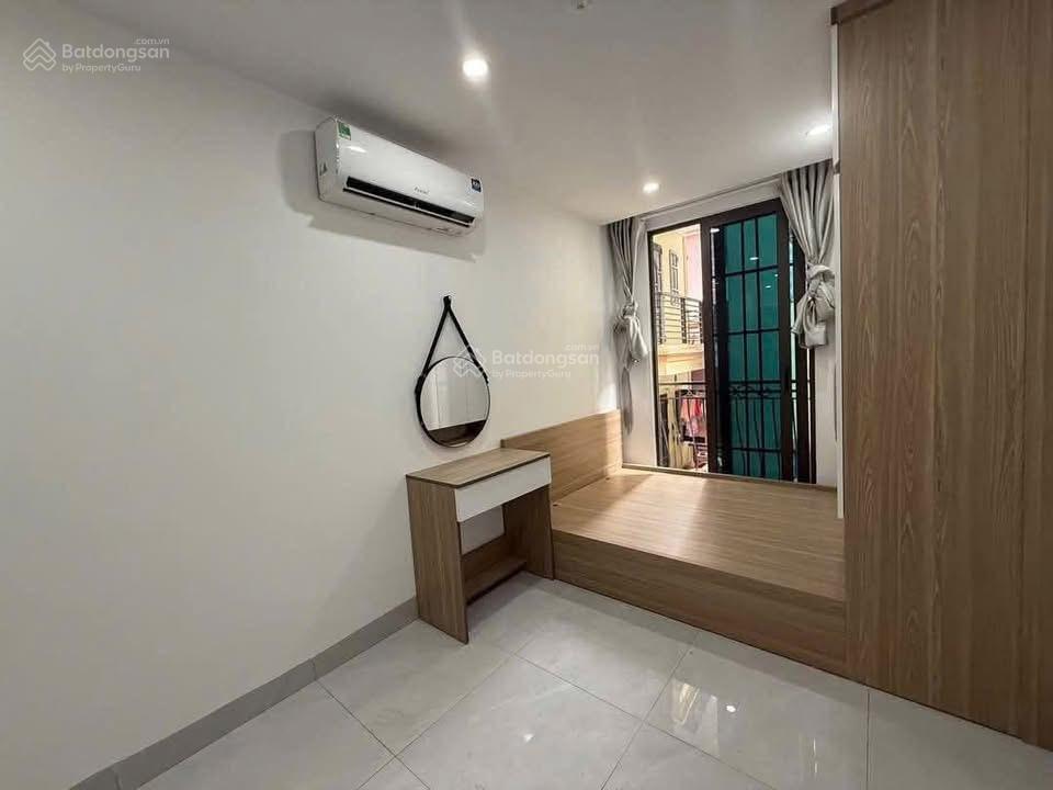 Cho thuê phòng tại triều khúc giá tốt đầy đủ nội thất ở ngay gần phố có thang máy phù hợp ở 2 ngươi