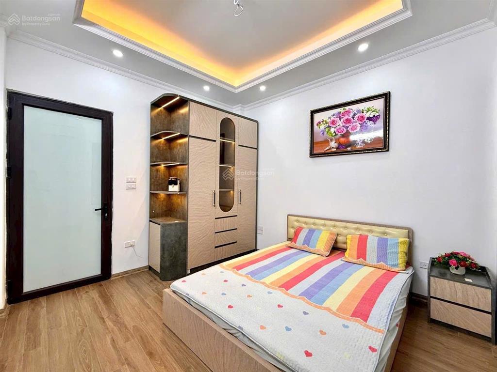 Lô góc  ô tô  khu a vin olympic dt 42m2x5t mới ở ngay  3 phút ra trục đường đại thanh thanh trì