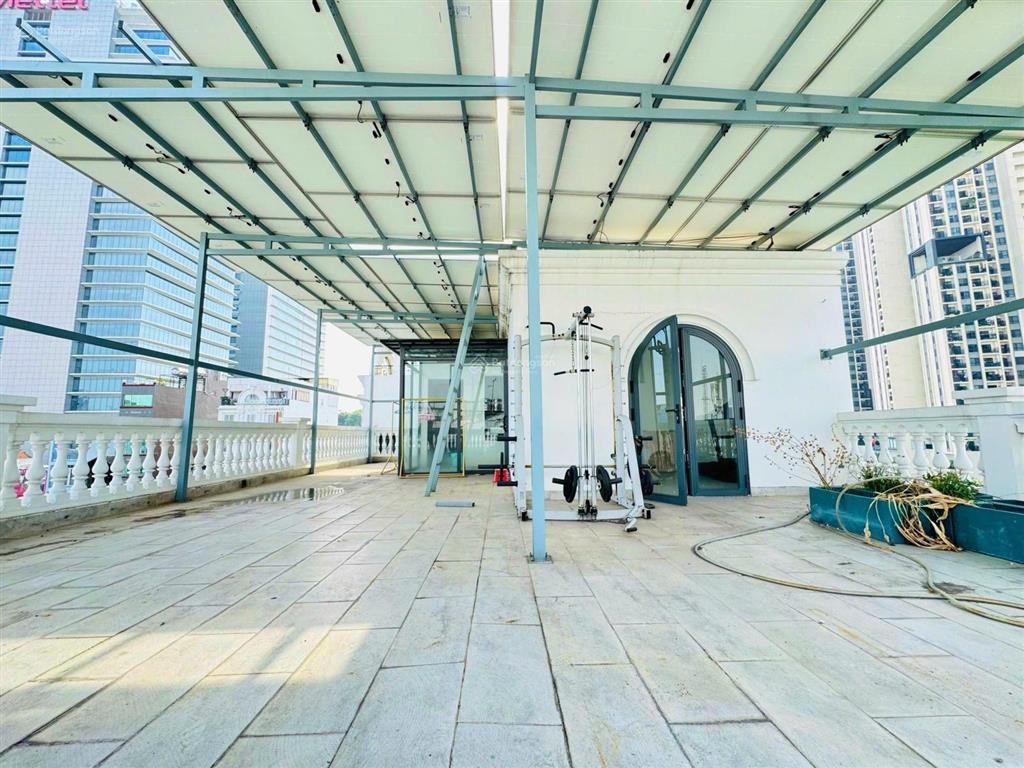 Giảm 10 tỷ tòa nhà vp đẹp góc 2mt cmt8 q3. 11x13m dtcn 128m2 hầm 7 tầng, hđt 250tr/tháng. giá 66 tỷ