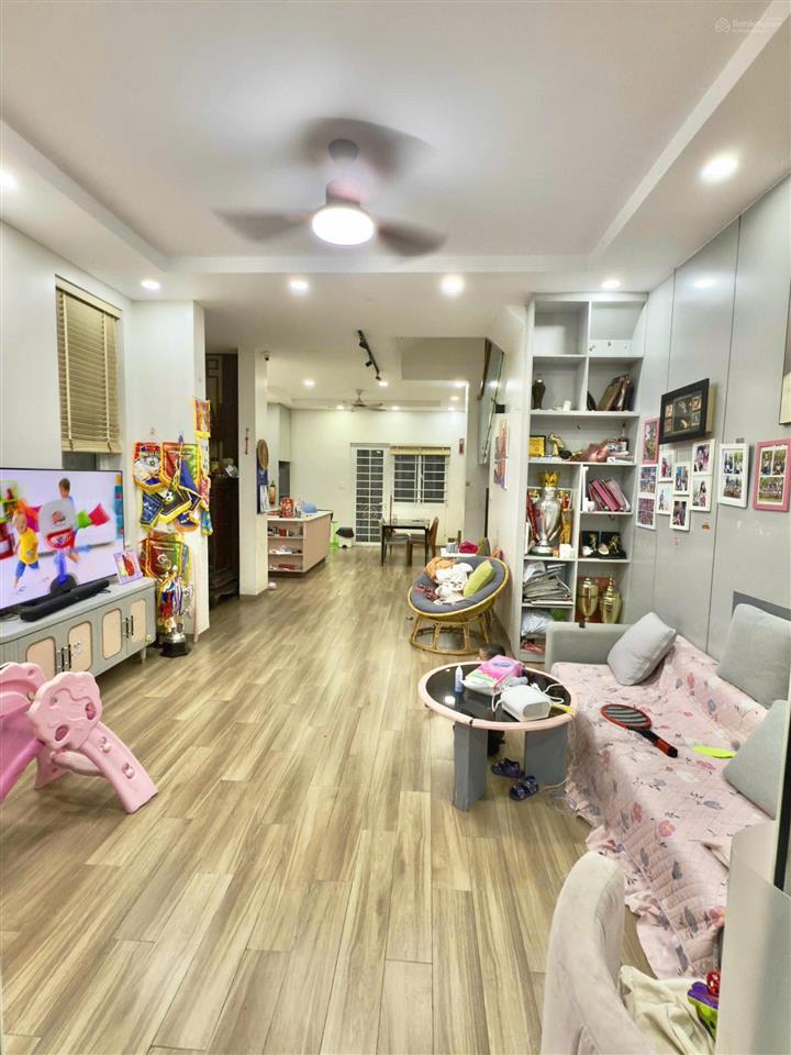 Bán nhà 4 tầng hẻm xe hơi 6m ô tô ngủ nhà 109,1m2 ngang rộng 6.5m ngay bạch đằng, qtân bình, 24.5tỷ