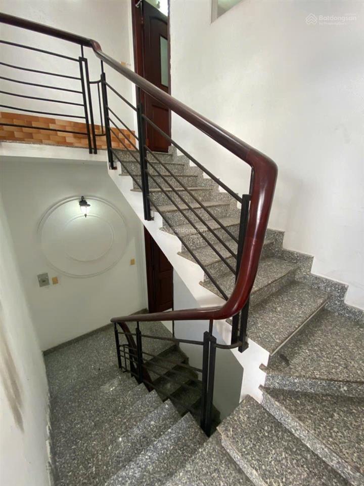Nhà bán hẻm 3m 66,68m² ngang lớn 5,7m 4 tầng phù hợp ở cho thuê lê văn sỹ, nhiêu lộc q3 cũ tphcm