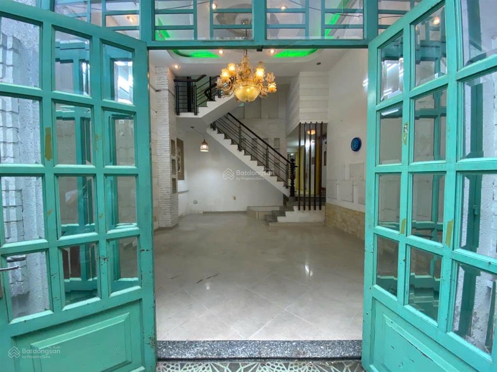 Nhà bán hẻm 3m 66,68m² ngang lớn 5,7m 4 tầng phù hợp ở cho thuê lê văn sỹ, nhiêu lộc q3 cũ tphcm