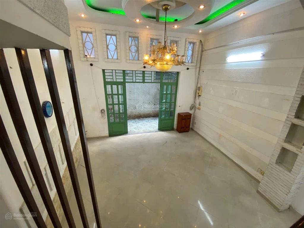 Nhà bán hẻm 3m 66,68m² ngang lớn 5,7m 4 tầng phù hợp ở cho thuê lê văn sỹ, nhiêu lộc q3 cũ tphcm