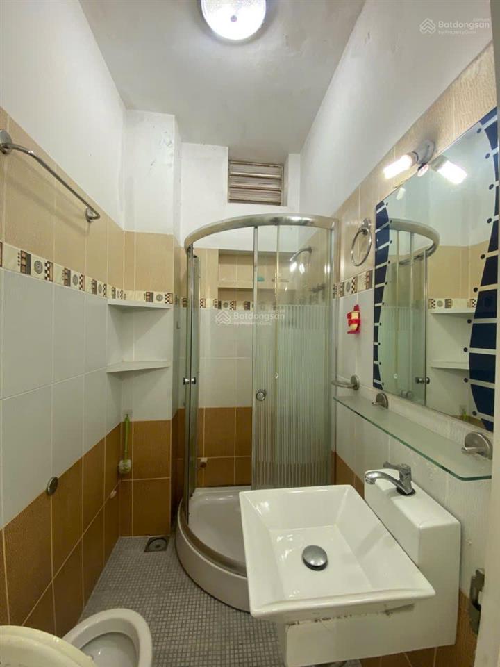 Nhà bán hẻm 3m 66,68m² ngang lớn 5,7m 4 tầng phù hợp ở cho thuê lê văn sỹ, nhiêu lộc q3 cũ tphcm