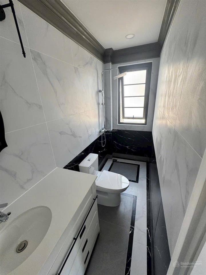 Bán nhà mới 100%, nguyễn cảnh chân q1 (sáp nhập võ văn kiệt) 5 tầng, ngang hiếm 10m giá 16.2tỷ