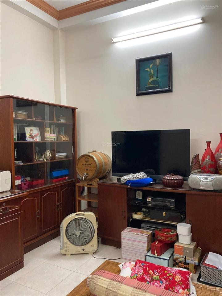 Bán nhà tô hiến thành 73m² 4 tầng chắc chắn hẻm xe hơi thích hợp vừa ở vừa cho thuê, giá 14,6 tỷ
