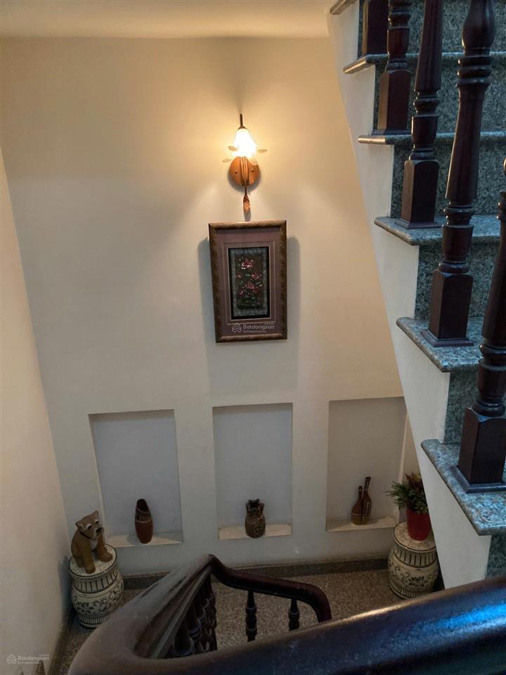 Bán nhà tô hiến thành 73m² 4 tầng chắc chắn hẻm xe hơi thích hợp vừa ở vừa cho thuê, giá 14,6 tỷ