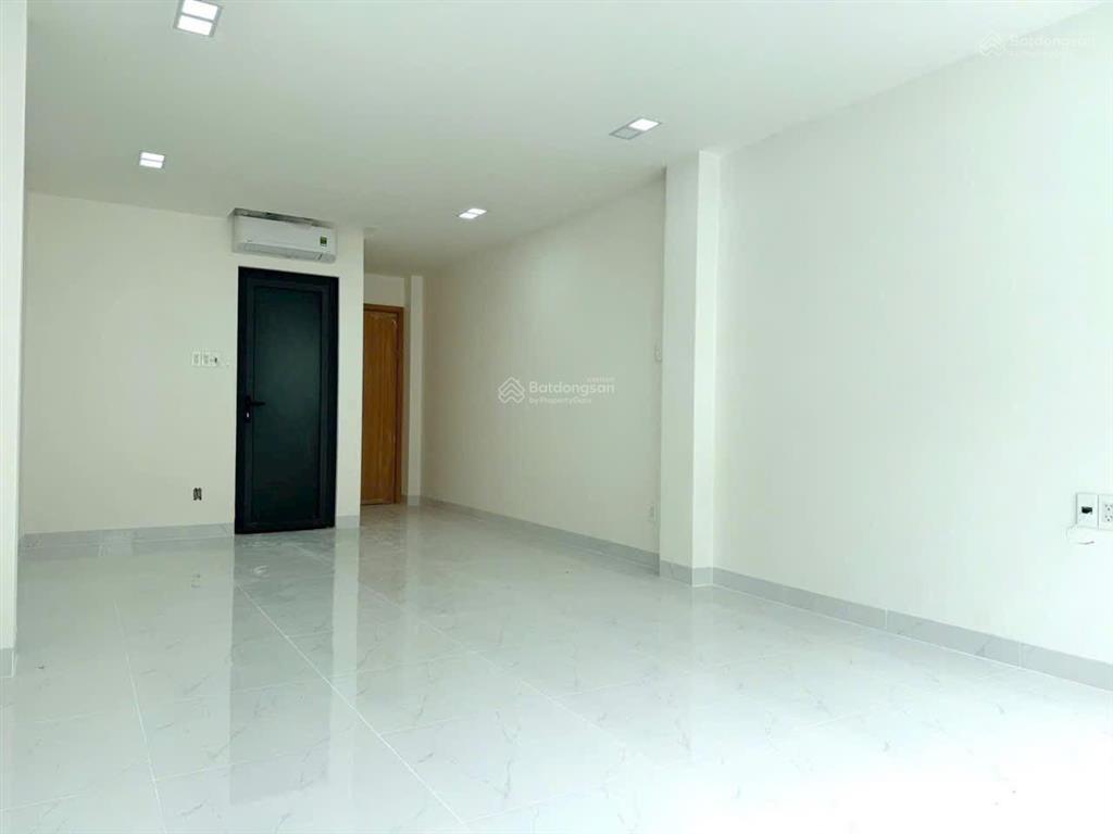 Bán nhà mới xây 100% , thạch thị thanh quận 1 , tp hcm 46.5m2 . trệt 2lầu sân thượng giá 9.5tỷ tl