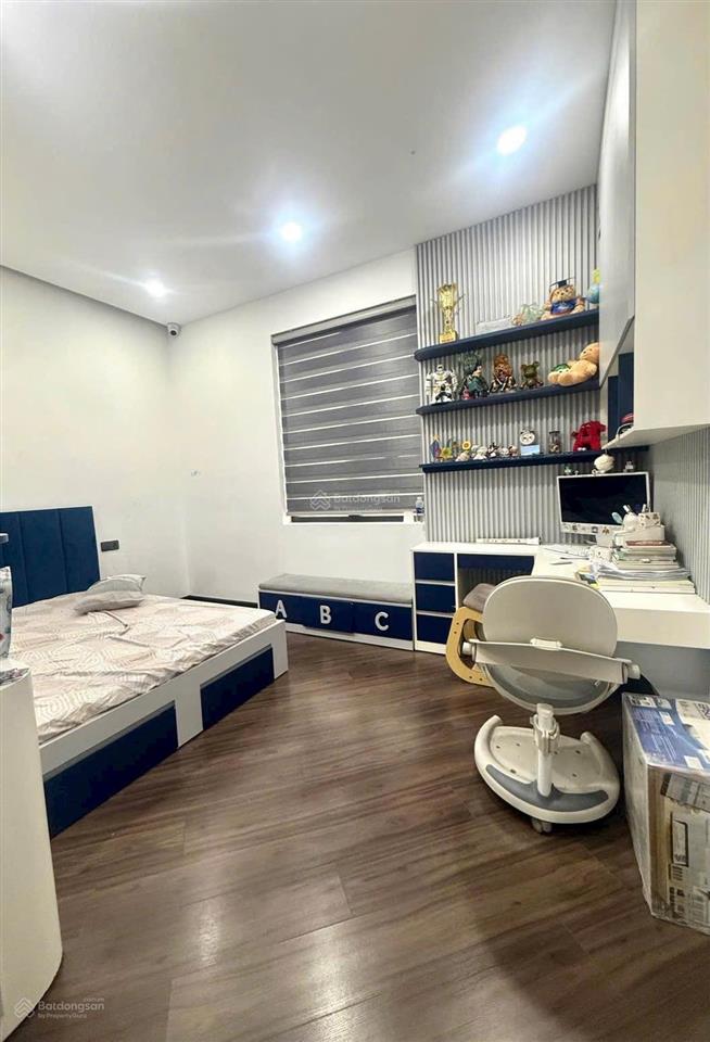 Biệt thự mini 4 tầng thang máy cao cấp, thoại ngọc hầu, tân phú 144m2 ngang 8m, giá 26.5 tỷ tl