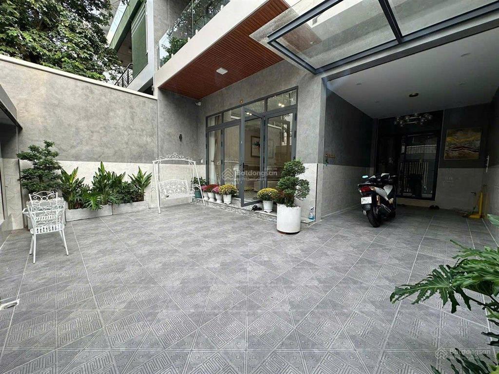 Bán nhà diện tích lớn hẻm ôtô, nguyễn chí thanh quận 5 tp hcm 149,9 m2 4tầng ngang rộng 8m, 45tỷ tl