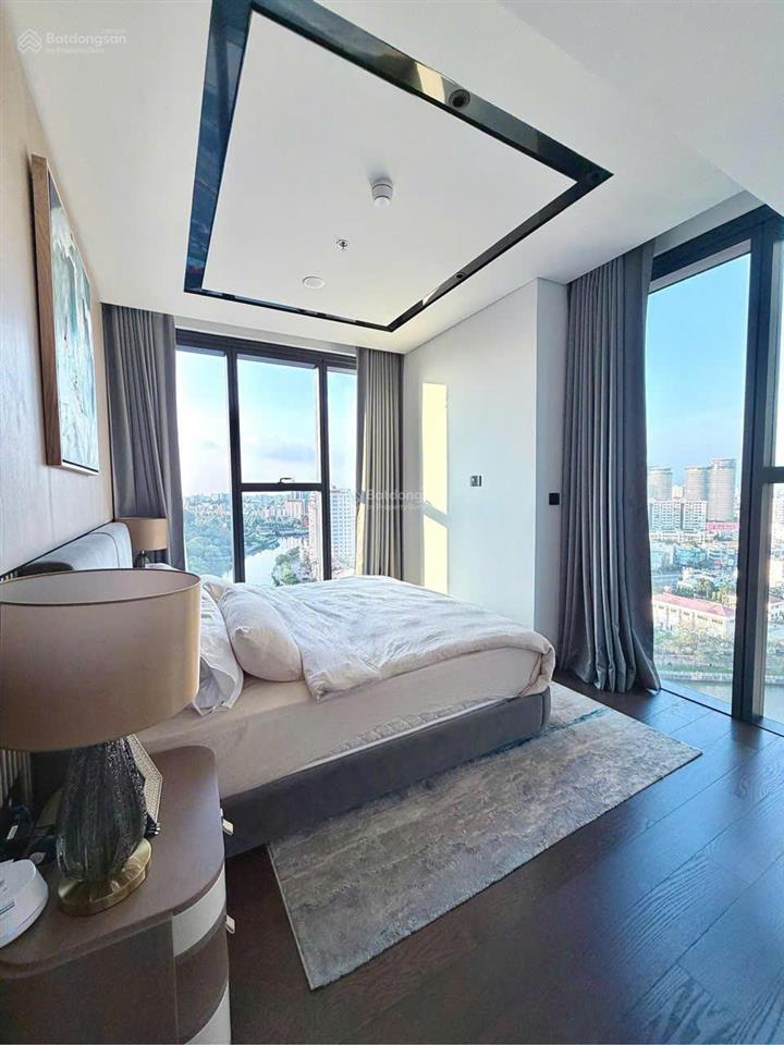 Hàng hiếm đã có sổ grand marina 2pn 117m² tòa lake, view thành phố