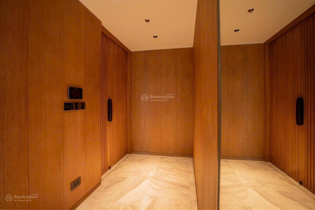 Bán căn góc 3pn grand marina, dt 122m² giá 68 tỷ all in, view sông