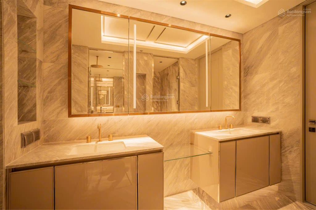 Bán căn góc 3pn grand marina, dt 122m² giá 68 tỷ all in, view sông