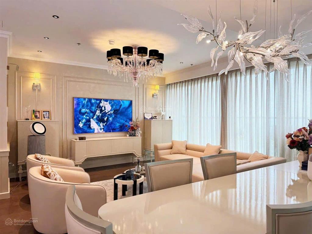 Em dung bán dualkey đã đập thông 3pn| lake tower| dt 144m2 đã có sổ