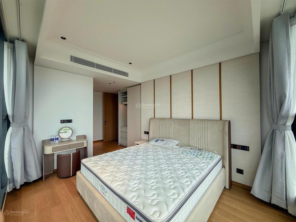 Bán căn hộ cao cấp 2pn góc  92m2 grand marina tầng đẹp tòa sea