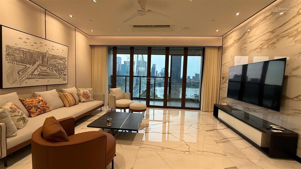 Cho thuê căn hộ hàng hiệu 4pn  170m2  130 triệu/tháng đã bao pql sở hữu đầy đủ nội thất