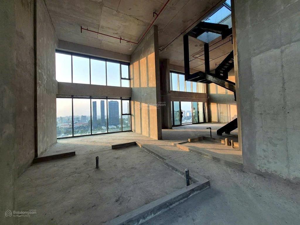 Tìm chủ sở hữu căn penthouse  loft the crest diện tích 304m2 có 2 sàn đã có sổ