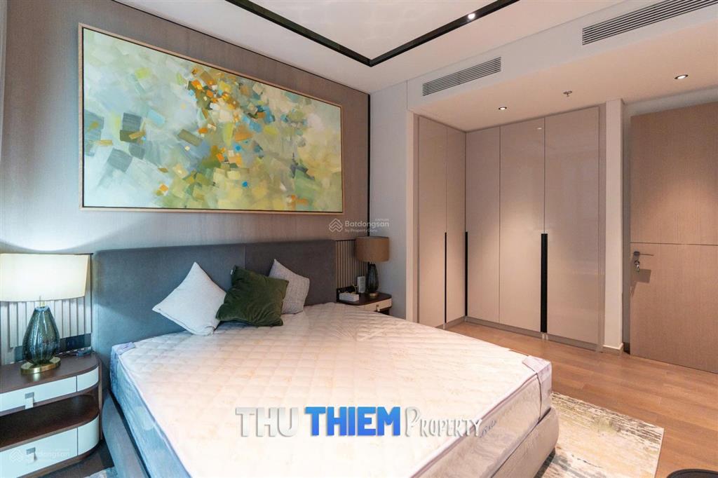 Grand marina bán căn 1pn  63.12m2  tầng cao view nhìn ra sông  giá chỉ 35 tỷ all in