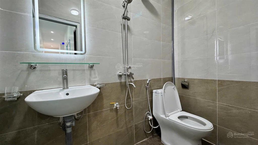 Bán nhà 2 tầng 41m² odt vị trí đắc địa. nhất ngõ 56 đường lê quang đạo, mỹ đình, hà nội