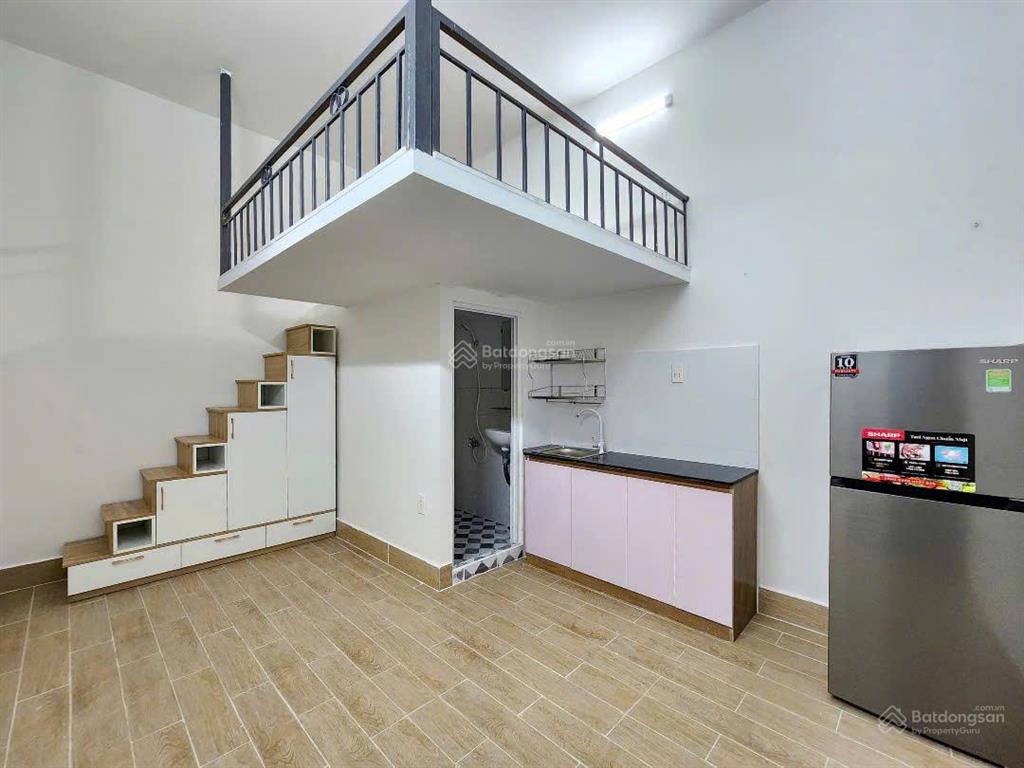 Trống sẵn gác cao  cửa sổ siêu thoáng  tô ký  cvpm  nguyễn ảnh thủ  cầu vượt quang trung