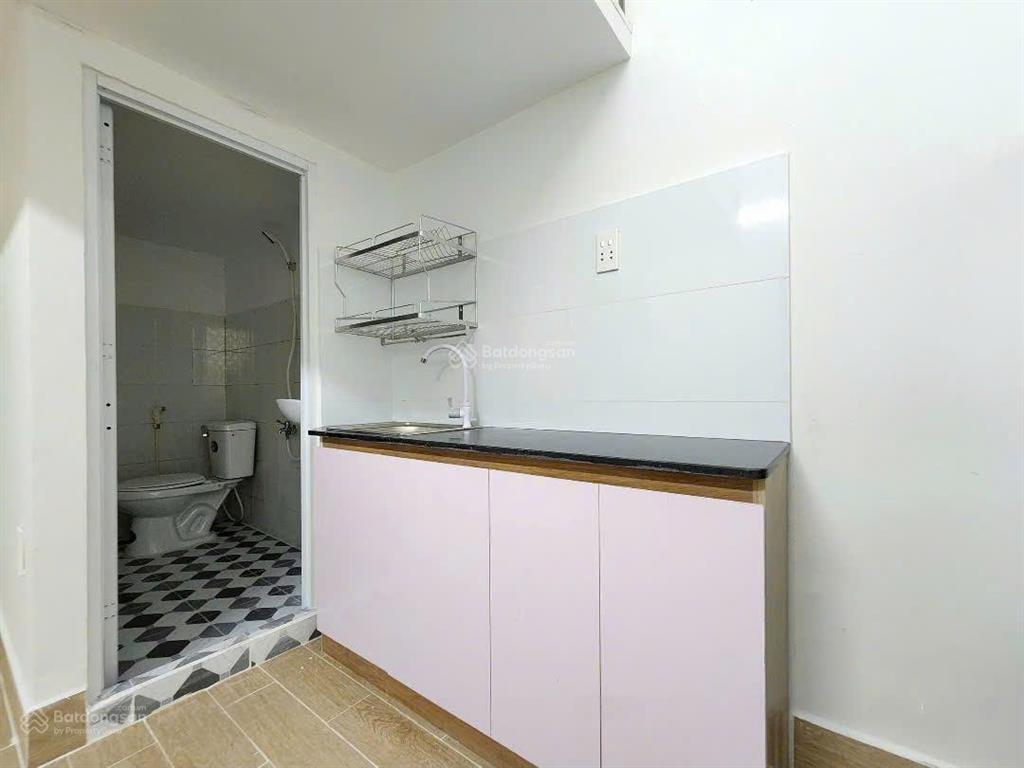 Trống sẵn gác cao  cửa sổ siêu thoáng  tô ký  cvpm  nguyễn ảnh thủ  cầu vượt quang trung