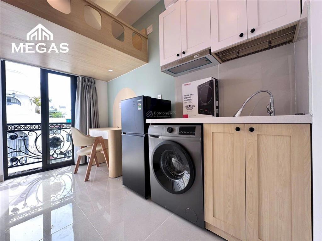 Còn 1 phòng gác cao đầy đủ nội thất cao cấp  ban công ngay nguyễn ảnh thủ  tô ký  cvpm