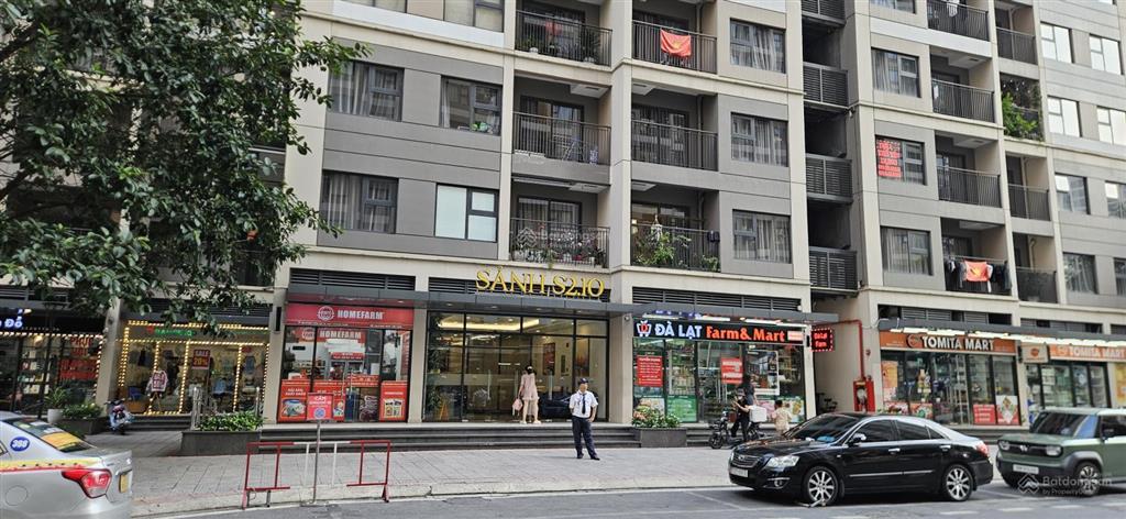 Shop sát sảnh mặt đường trung tâm, dòng tiền 33tr/tháng