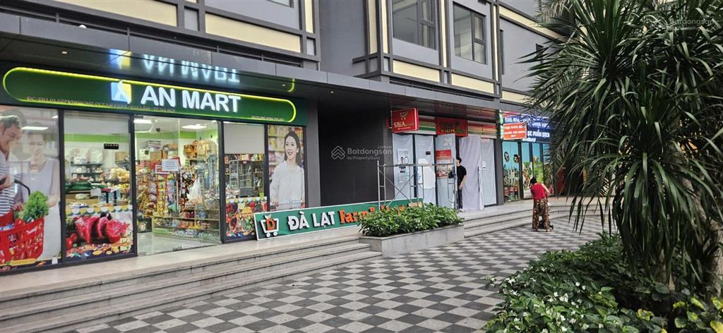 Shop chân đế cửa sảnh sổ đỏ lâu dài dòng tiền 47tr/tháng