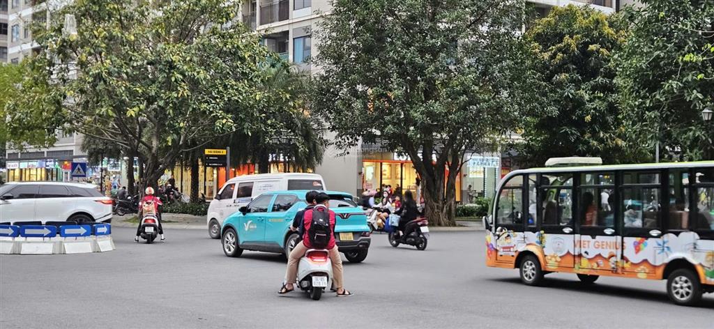 Chỉ 11 tỷ sở hữu căn shop trục chính trung tâm ocean park 1