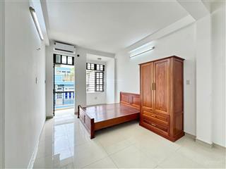 Căn hộ 35m2 ban công thoáng ngay ngã tư hàng xanh