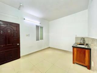 Phòng thoáng full tiện nghi, an ninh gần đh văn lang