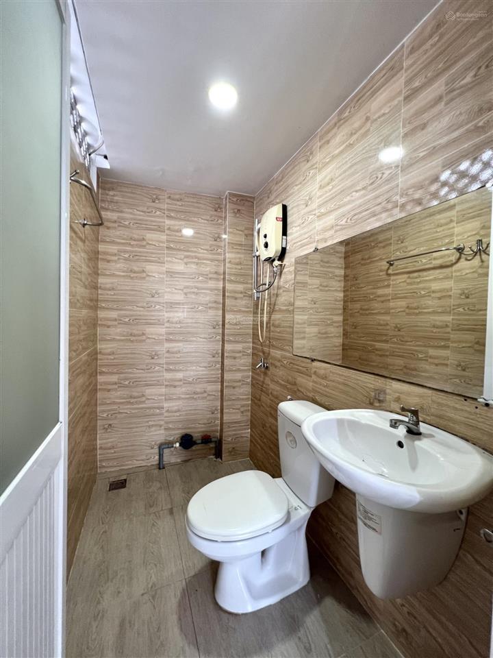 Căn hộ 2 pn mới xây, thoáng gần chợ bàn cờ quận 3