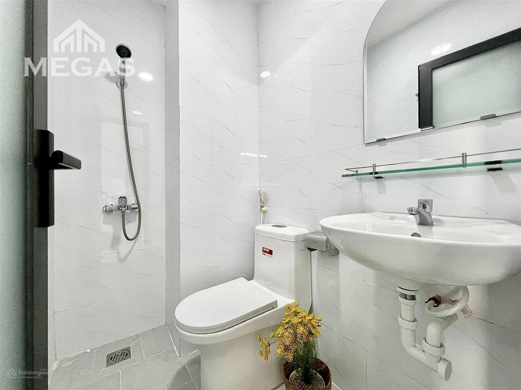 Phòng thoáng đẹp, an ninh gần kcx tân thuận quận 7