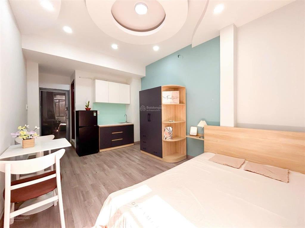 Phòng thoáng, đẹp an ninh ngay cầu tham lương tân bình