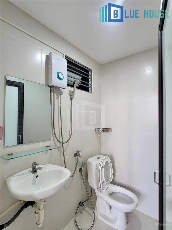 Phòng đẹp thoáng ngay độc lập gần cao đẳng công thương