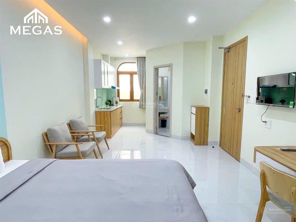 Phòng đẹp thoáng mát gần chung cư hà đô, vào ở ngay