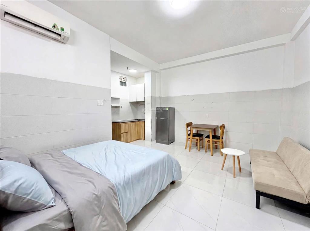 Phòng đẹp thoáng, full nt gần chợ nguyễn văn trỗi q3