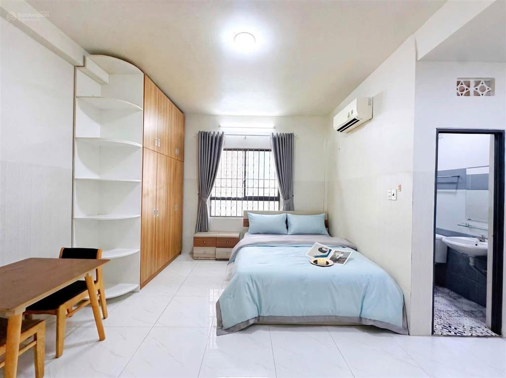 Phòng đẹp thoáng, full nt gần chợ nguyễn văn trỗi q3
