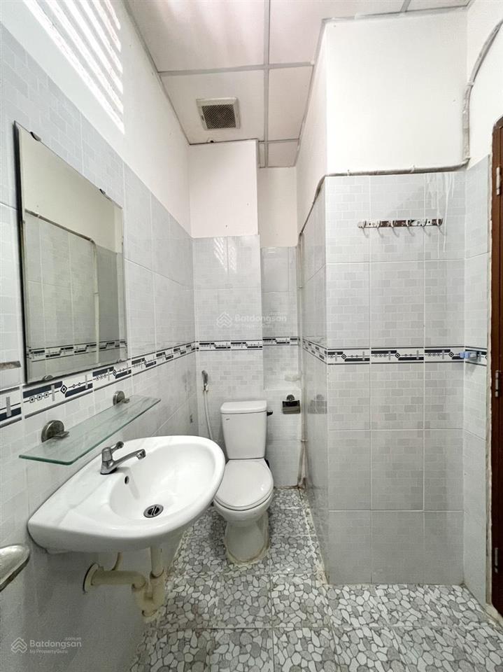 Phòng tách bếp thoáng, an ninh gần cồng viên văn hóa gò vấp