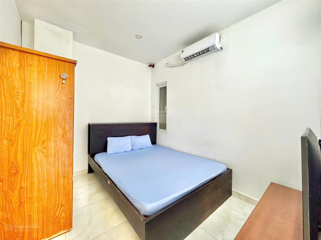 Căn hộ 2 phòng ngủ ban công ngay cầu tham lương tân bình