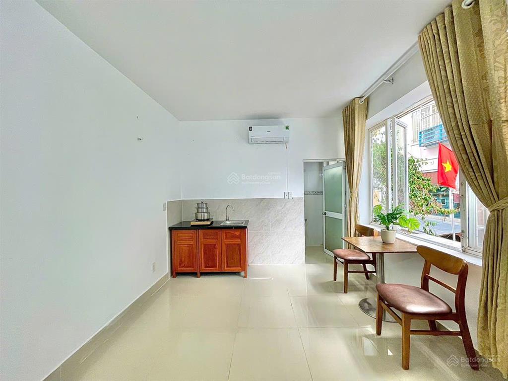 Phòng đón nắng an ninh gần bệnh viện hoàn mỹ phú nhuận