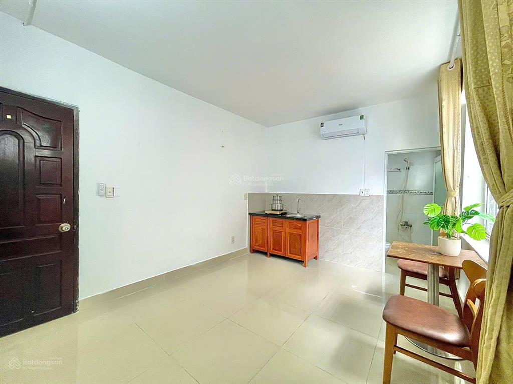 Phòng đón nắng an ninh gần bệnh viện hoàn mỹ phú nhuận