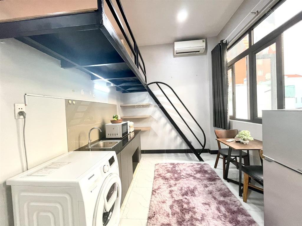 Căn hộ duplex ban công thoáng gần bệnh viện hoàn mỹ