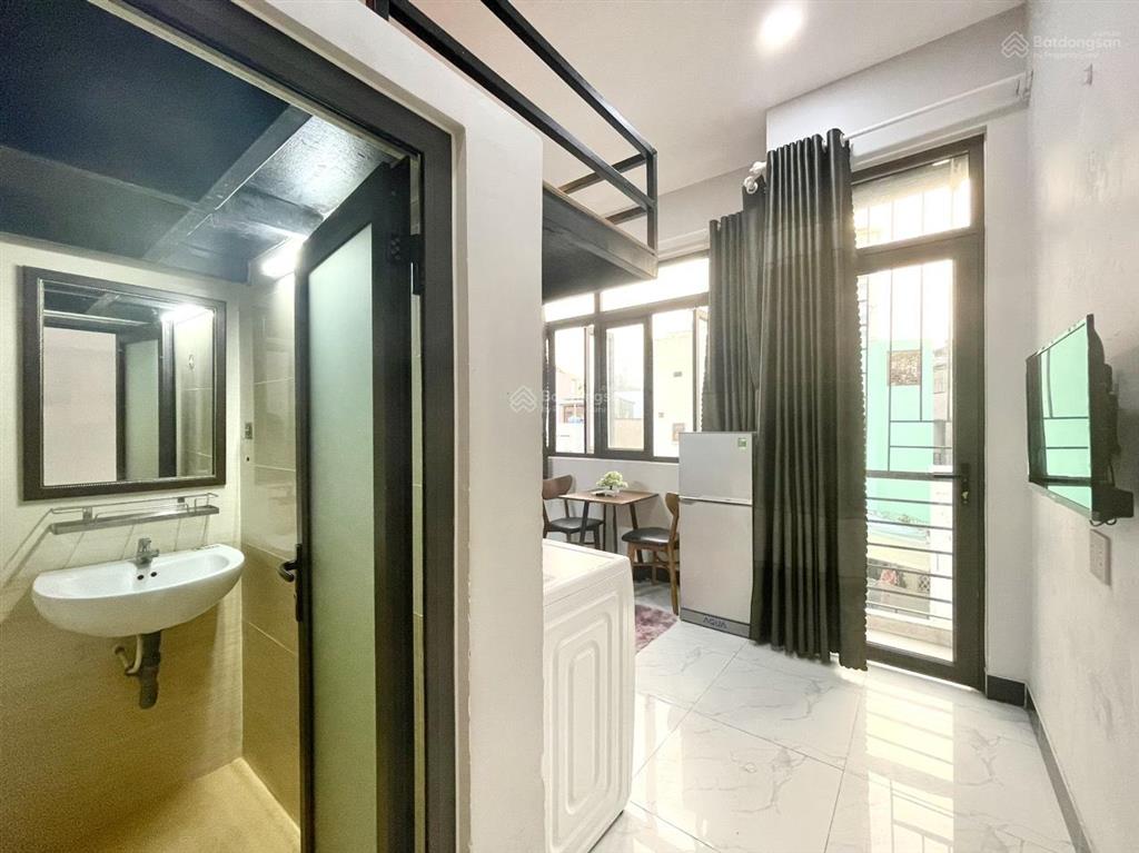 Căn hộ duplex ban công thoáng gần bệnh viện hoàn mỹ