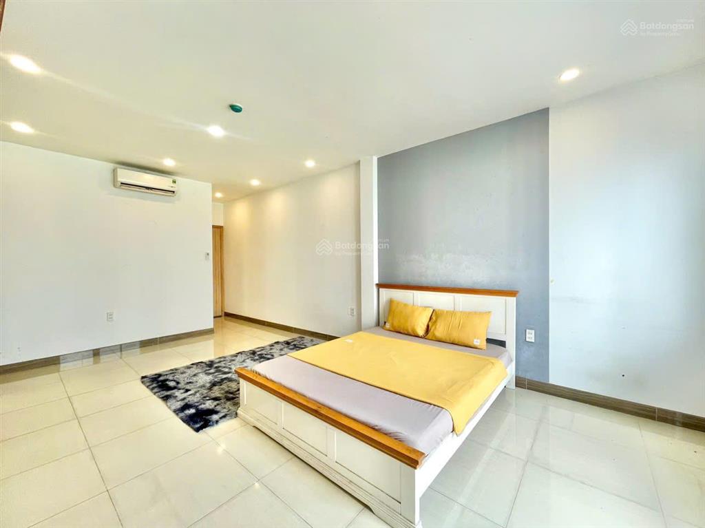 Phòng đẹp rộng thoáng 40m2 gần đại học gtvt bình thạnh