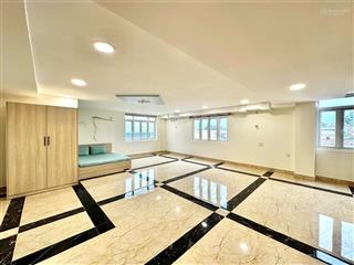 Phòng siêu rộng 50m2 đón nắng cao cấp gần bến xe quận 8