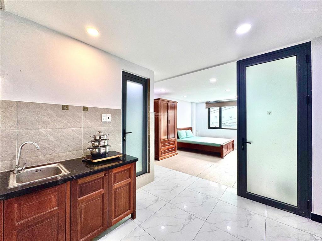 Phòng đẹp thoáng 35m2 an ninh ngay bệnh viện hoàn mỹ phú nhuận