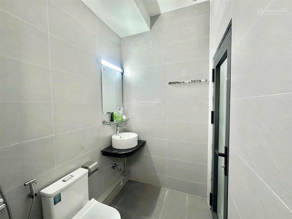 Phòng xinh thoáng full nội thất gần coopmart huỳnh tấn phát q7